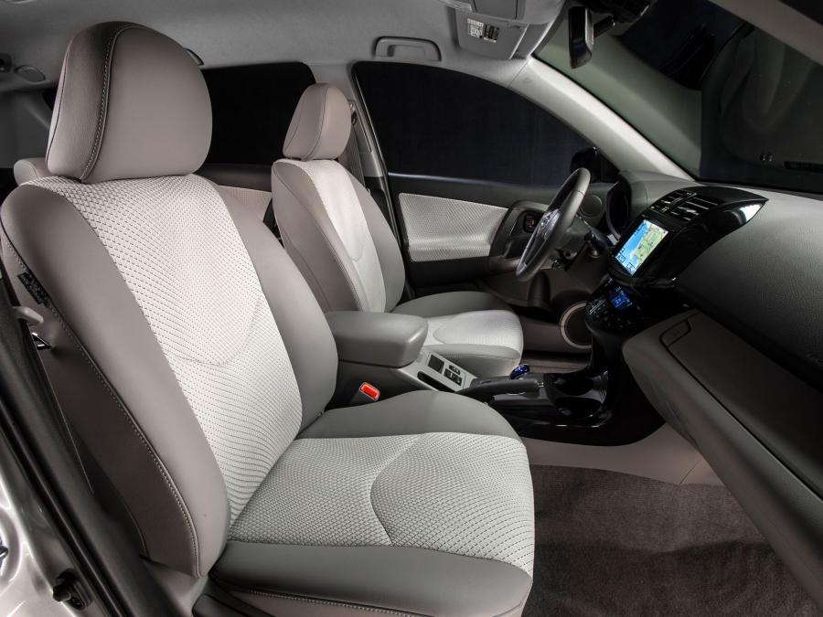  Toyota RAV4 EV 2012 года  (фото 7 из 107)